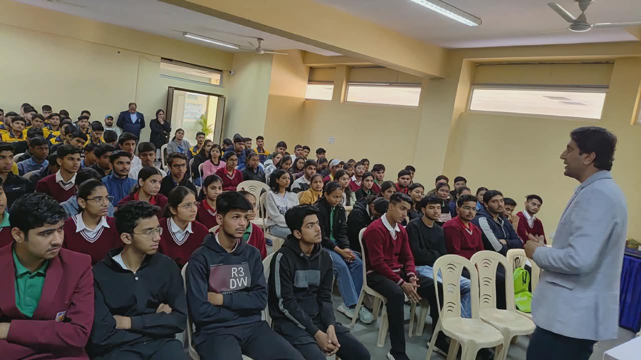 How to Choose the Right Career Path After 12th Class